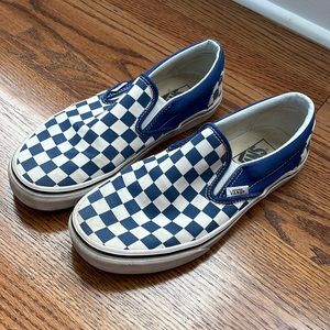 Men’s/boys 6 women’s 7.5 slip on beacon blue checkerboard Vans
